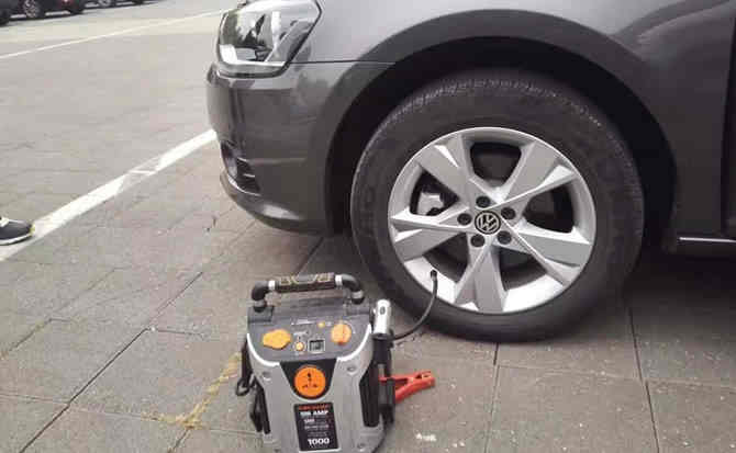 绿园区汽车搭电案例